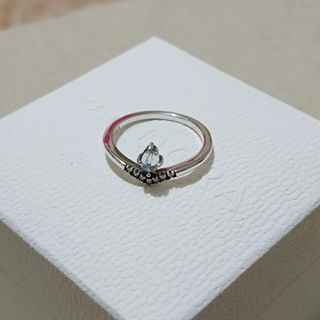 Pandora wishbone with single teardrop ring in silver