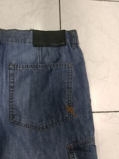 Rocawear Cargo Jorts 
Size 40
Thighs 15
LO 13 
Length 28

P500 shipped