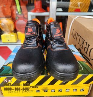 safety shoes forklift