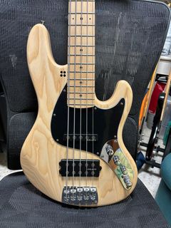 (Category: ) located in . Submitted by quirkystrings (Listing ID 1309672479, Image 1). Description: .