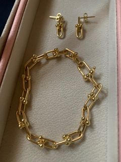 Saudi 18k gold set earing/bracelet