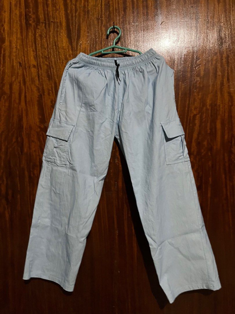 Straight Cargo Pants (Light Blue) (Category: Other Bottoms) located in Manila. Submitted by ysc10 (Listing ID 1309628714, Image 1). Description: Fits 28”-40” L-35” Bought online MOP: Gcash MOD: GGX.
