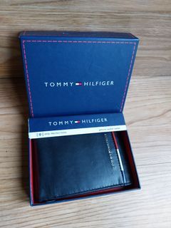 Tommy hilfiger wallet