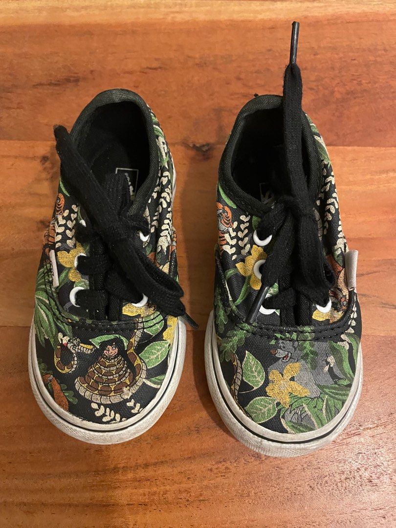 Disney vans size 4 on sale