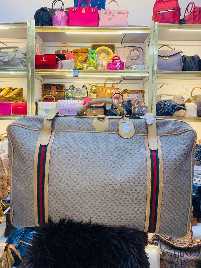 Vintage Gucci Collection (Category: Luxury Bags & Wallets) located in Caloocan City. Submitted by curleylux (Listing ID 1309715439, Image 1). Description: Original Vintage Collection.