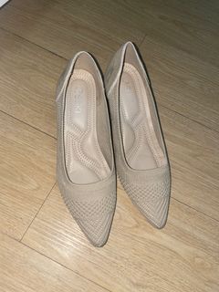 (Category: ) located in . Submitted by ajhpreloved (Listing ID 1309660398, Image 1). Description: .
