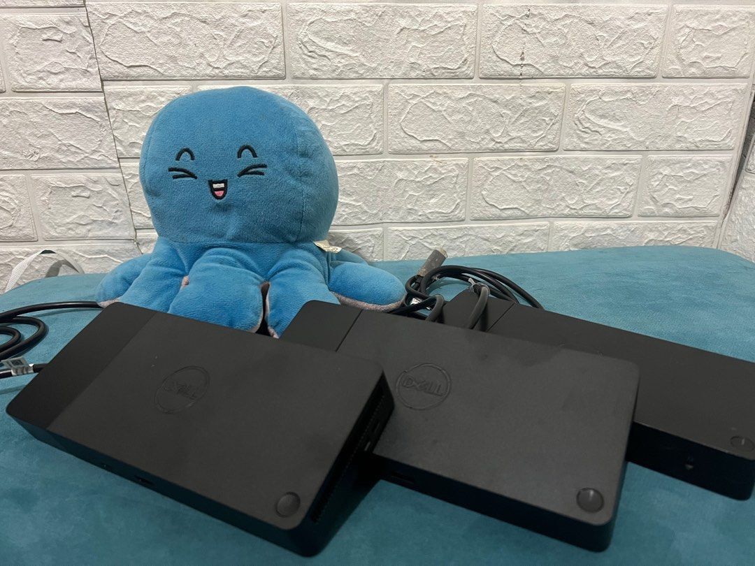 2 PCS DELL WD19 or WD19S DOCKING STATION / DOCK (Category: Cables & Adaptors) located in Taguig. Submitted by johnvincentv (Listing ID 1306694701, Image 2). Description: Dell docking Station 2pcs WD19 or 2pcs WD19s for 2,999 pesos. Adapter not included. Mura lang po yung adapter sa online shop. May have scratches or nicks. Please see below details Dell Docking Station WD19 and WD19S link all your electronic devices to your laptop using a single U