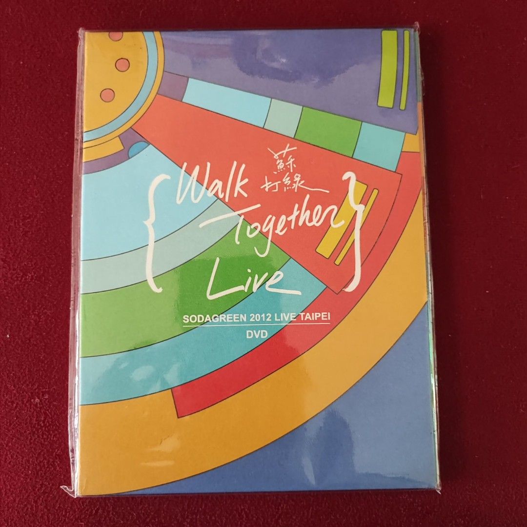 Sodagreen　蘇打綠　Walk Together Live　DVD+CD Sodagreen Walk Together Live 2012 Live Taipei Arena Taiwan