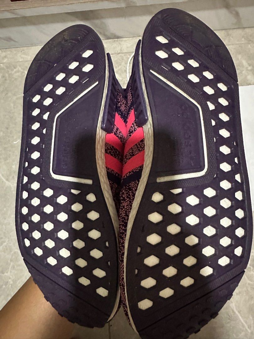 Adidas boost la marque aux 3 hotsell