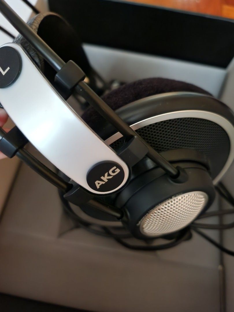 Akg k702 amp deals