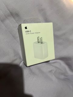 APPLE 20WATTS ADAPTER CHARGER