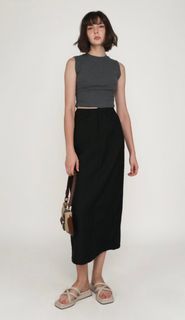 BNEW The Tinsel Rack Petite Flyn Tailored Maxi Skirt (Black)