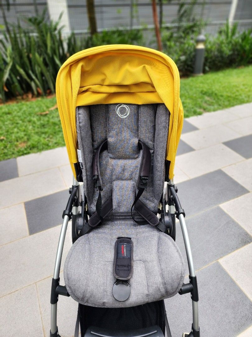 Bugaboo Bee5 with rain cover cupholder