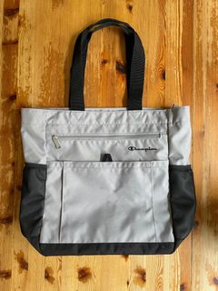 （分類：）位於 。 由 karmov 提交（商品編號 1306585334，圖片 1）。簡介： 。