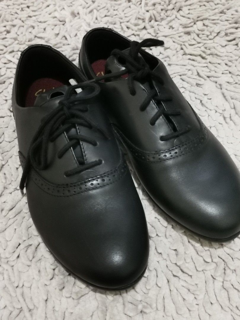 Clarks Jules Walk girls black leather UK4