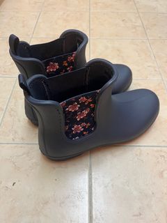（分類：）位於 。 由 tgtrotwv 提交（商品編號 1306589762，圖片 1）。簡介： 。