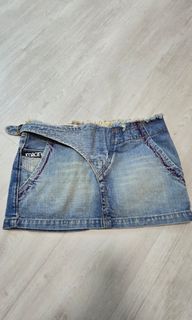 (Category: ) located in . Submitted by jlboutique (Listing ID 1306632662, Image 1). Description: .
