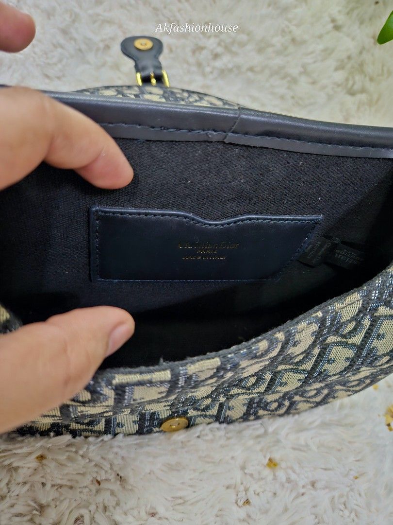 SALE!!! Dior Bobby (Category: Luxury Bags & Wallets) located in San Fernando. Submitted by AKFashionHouse (Listing ID 1306677493, Image 3). Description: .