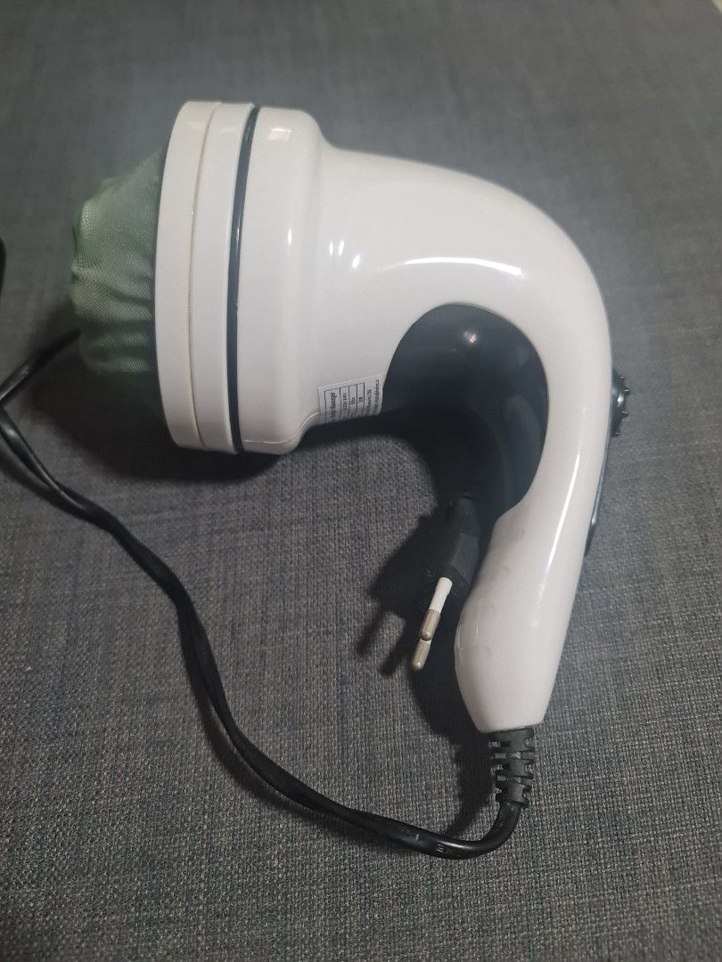 Dr physio (Category: Massage Devices) located in Singapore. Submitted by quickfalcon_198f38 (Listing ID 1306522985, Image 3). Description: https://drtrust.in/products/dr-physio-manipol-massager like new hand held massager with all attachments.