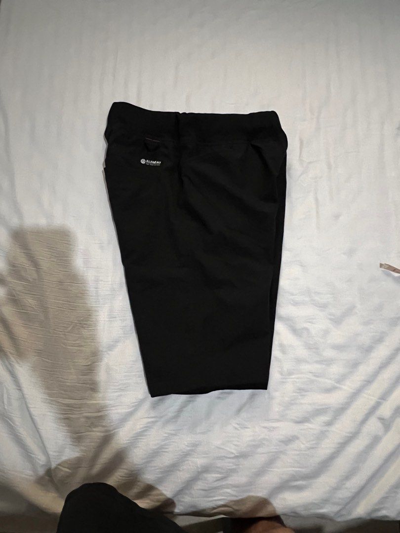 ELEMENT. Fits a size 30 (Category: Shorts) located in Santa Maria. Submitted by jeshtine (Listing ID 1306546731, Image 3). Description: .