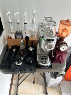 Espresso Machine with lots of freebies (REPRICED)