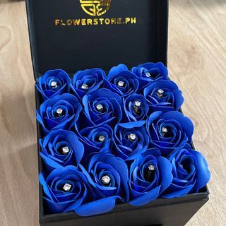 Eternal Flowers Box - Blue Flowers