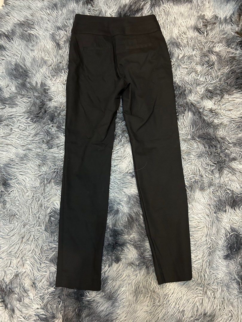 Evernew Black Slacks (Category: Other Bottoms) located in San Pablo. Submitted by flohro (Listing ID 1306525138, Image 1). Description: Used once only Fits Small to Semi Medium.
