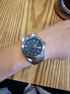 (Category: ) located in . Submitted by superironwatch (Listing ID 1306574886, Image 1). Description: .