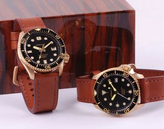 (Category: ) located in . Submitted by z-watches (Listing ID 1306614291, Image 1). Description: .