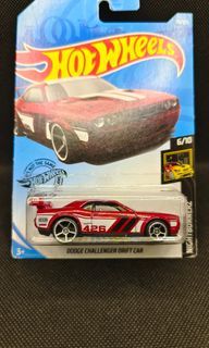 Hot Wheels - Dodge Challenger Drift Car (Red)