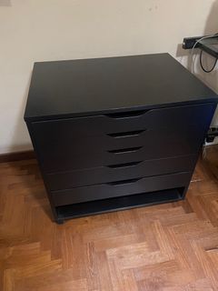 (Category: ) located in . Submitted by azelia (Listing ID 1306643588, Image 1). Description: .