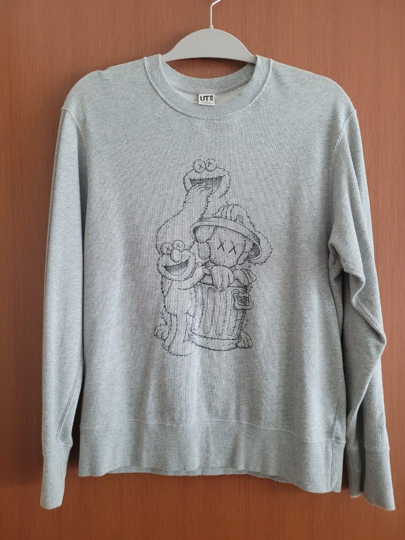 Kaws uniqlo jumper Men s Fashion Coats Jackets and Outerwear on Carousell