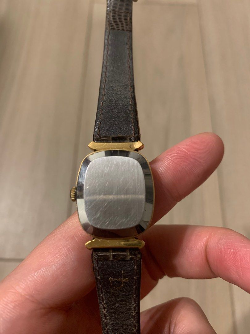Vintage manual wind watches on sale