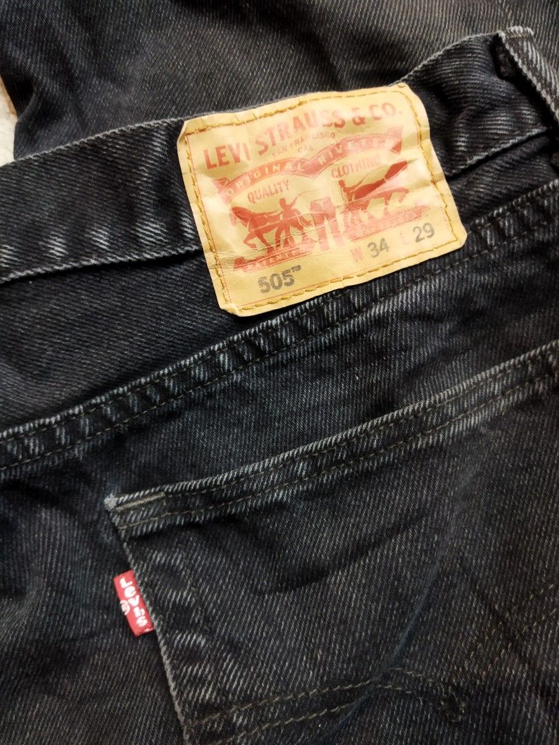 Levis Men s Fashion Bottoms Jeans on Carousell