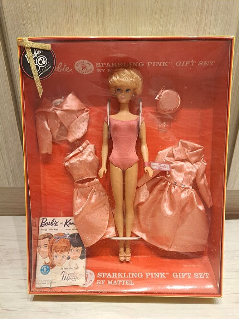 Ltd Edition 1964 Vintage Barbie Doll SPARKLING PINK Gift Set Gold Label Mattel Collection