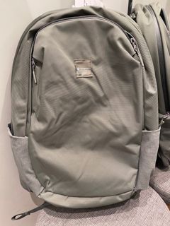 Lululemon LiftOS Commuter Backpack