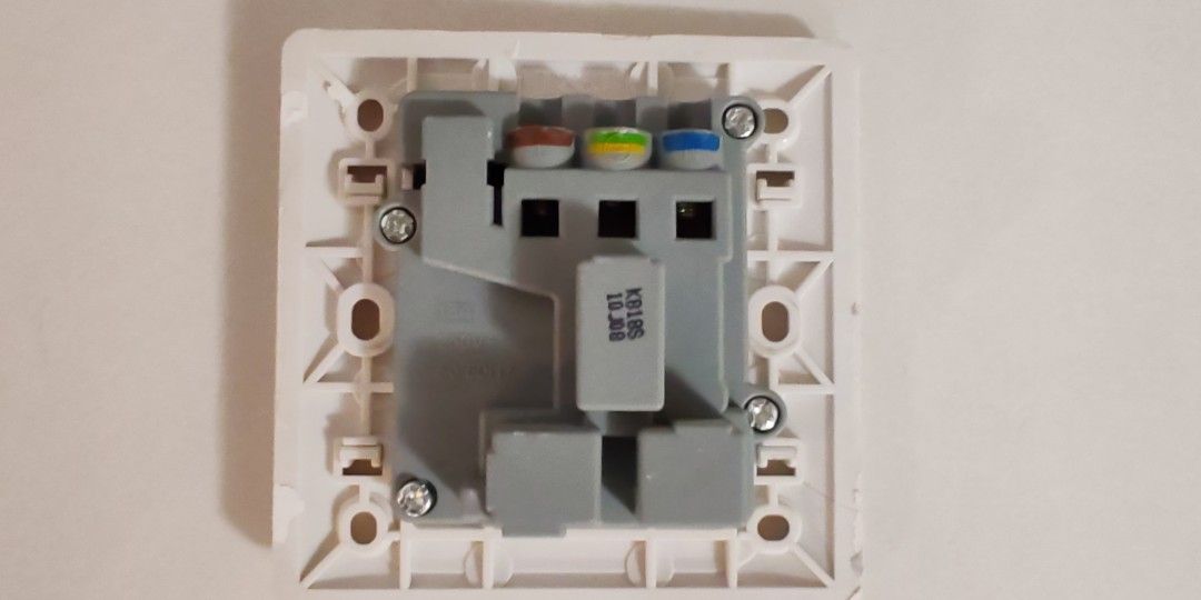 Multi Universal Wall Socket 13A (Category: Electrical, Adaptors & Sockets) located in Kuala Lumpur. Submitted by lyscmy2000 (Listing ID 1306646161, Image 3). Description: - Removed from display home - Can self select the unit from stocks(over 100 units) - Minimum purchase is 5 units - Self collect at Sg Besi Mrt Station.