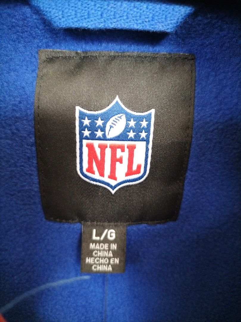 NFL GIANTS JACKET (Category: Coats, Jackets and Outerwear) located in Bacoor. Submitted by dizenyo (Listing ID 1306552806, Image 2). Description: Large on tag american size with tags Legit NFL merch.