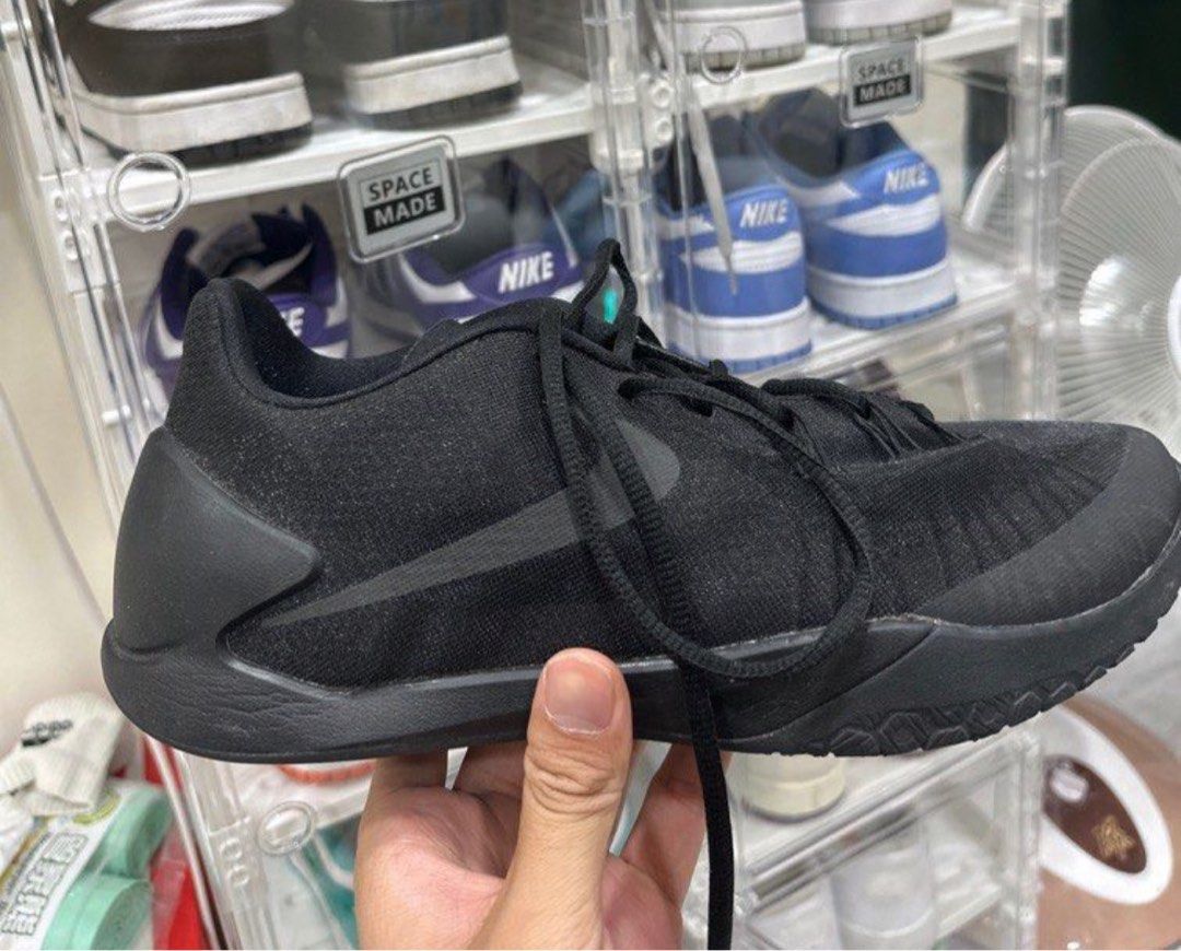 Nike Hyperchase black