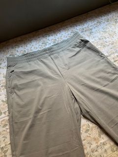 Uniqlo Stretchable Gray Sweatpants