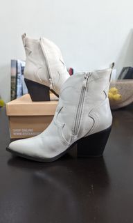 Rock & Rose Cowboy Boots - Perfect for ERAS Tour inspired fits! Used once.