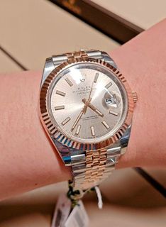 （分類：）位於 。 由 watchlover88889 提交（商品編號 1306575019，圖片 1）。簡介： 。