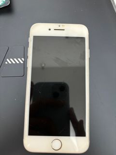 RUSH SALE  iphone 7 silver