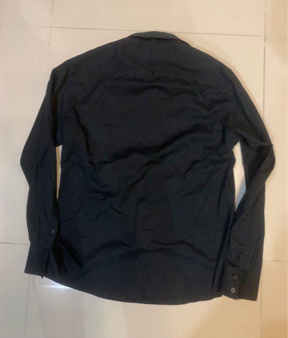Sahara black longsleeves (Category: Formal Shirts) located in Quezon City. Submitted by freeman520 (Listing ID 1306699092, Image 3). Description: Sahara black longsleeves Size Medium.