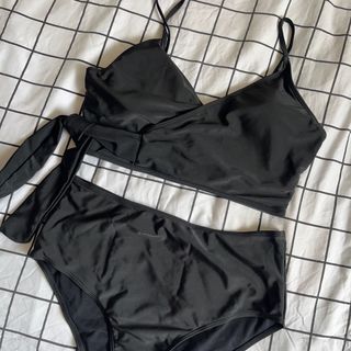 SHEIN Swim Curve Plus Size Black Tie Swimwear Set