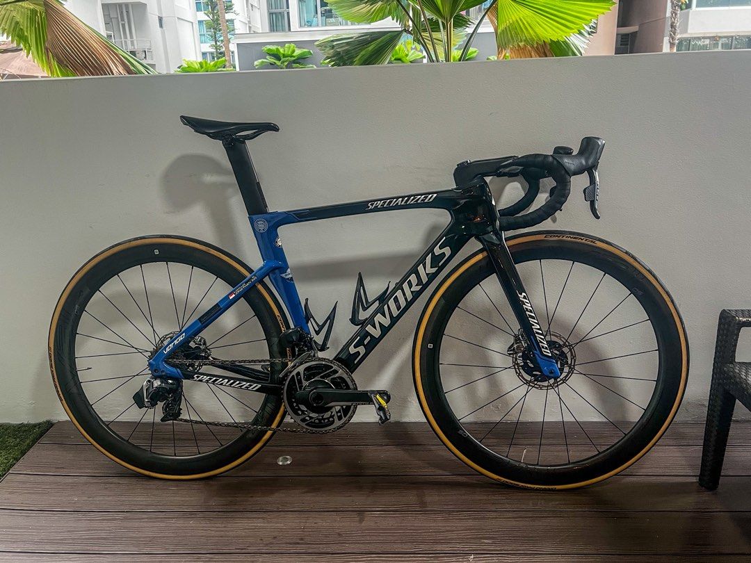 S-Works Venge (Size 52) Top Specs Components with Power-Meter (Category: Bicycles) located in Singapore. Submitted by jawkh (Listing ID 1306615833, Image 2). Description: Full Bike S-Works Venge Disc Frameset Team Quickstep Size 52 Top Specifications Build Components: SRAM Red AXS (Disc) Groupset with CeramicSpeed BB30 for SRAM DUB Road (Coated) Include Red AXS Quarq Powermeter Roval CLX 50 Disc wheelset S-Works Aerofly II 38cm S-Works Stem 110mm