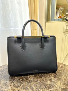 （分類：）位於 。 由 kathwwa 提交（商品編號 1306654678，圖片 1）。簡介： 。