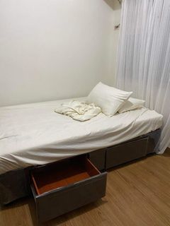 Twin Bed with 2 Pull-Out Drawers
