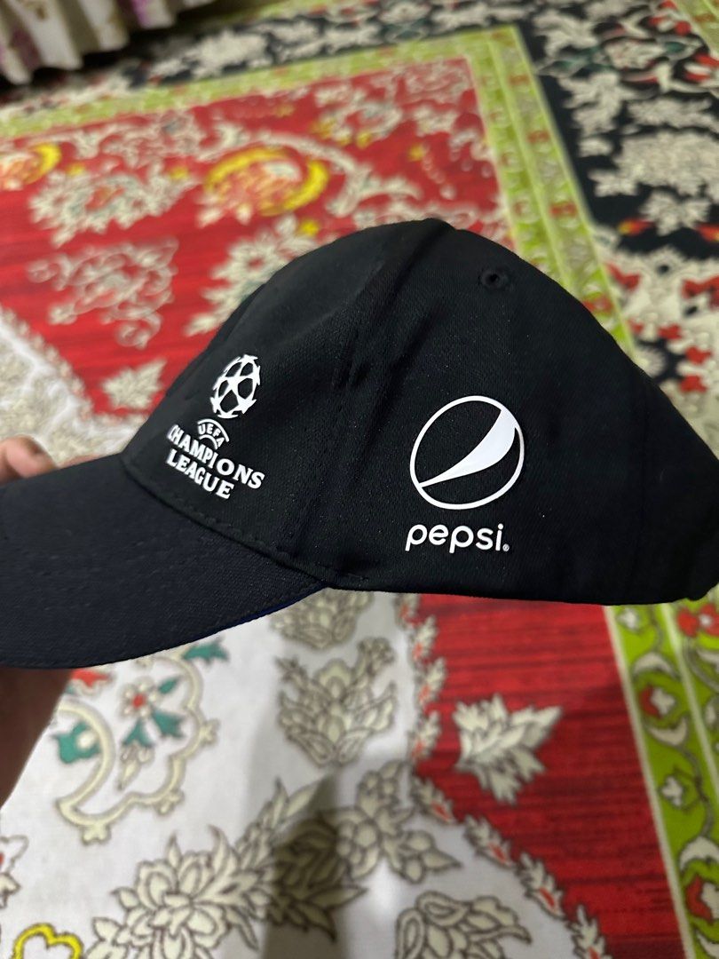 UEFA Original Hat (Category: Cap & Hats) located in Seri Manjung. Submitted by razman_91 (Listing ID 1306562921, Image 3). Description: .