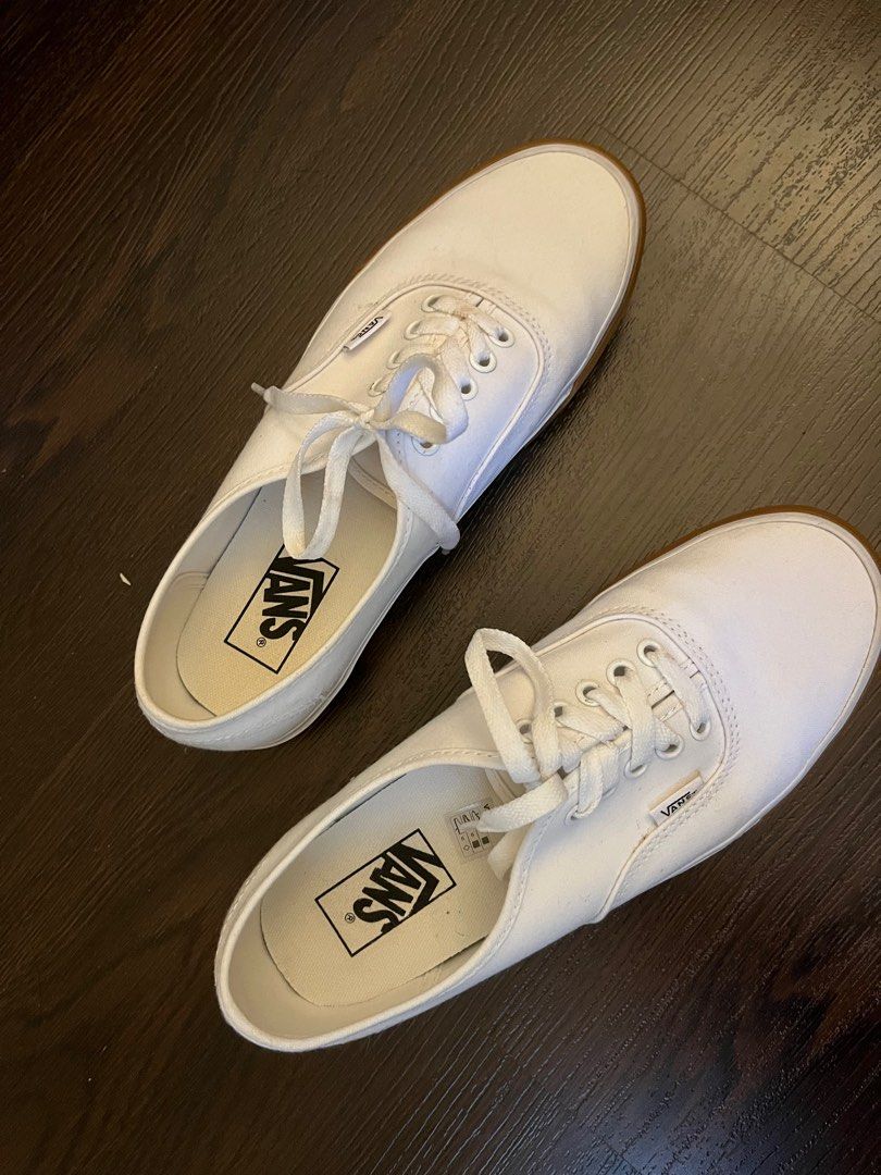 Vans True White Gum Bumper Men s Fashion Footwear Sneakers on Carousell